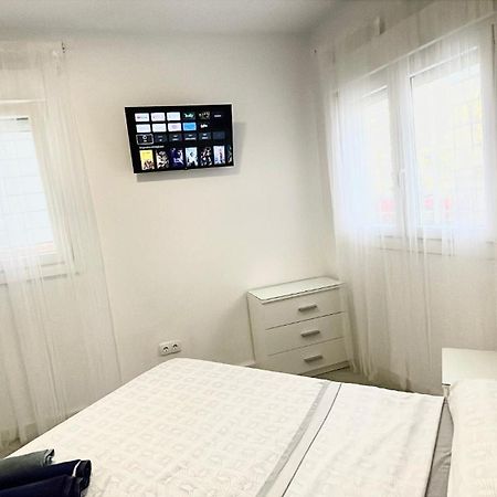 Nuevo Apartamento Murillo D Y Coworking Конил-де-ла-Фронтера Екстериор снимка